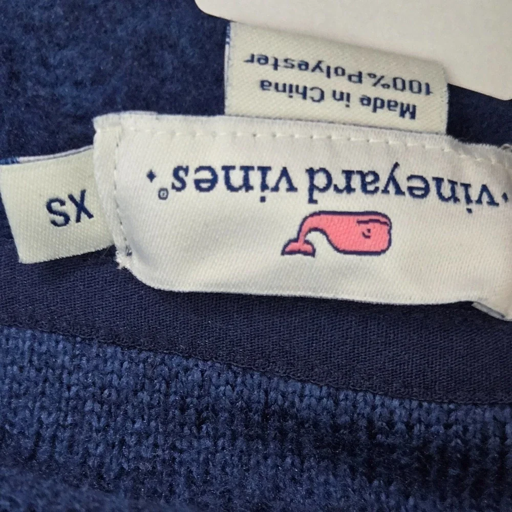 Vineyard Vines *please carefully